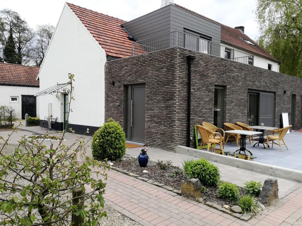 Vakantieverblijf Volmolen B&B Maaseik Eksteriør billede